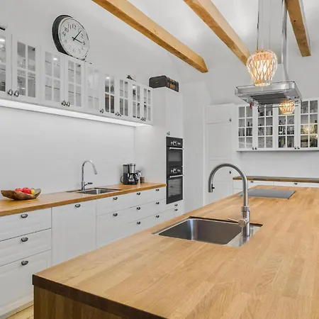 Дом отдыха In With House Sea View *